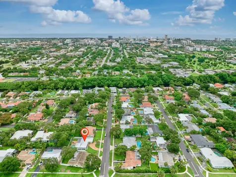 683 SW 2nd Street Boca Raton FL 33486
