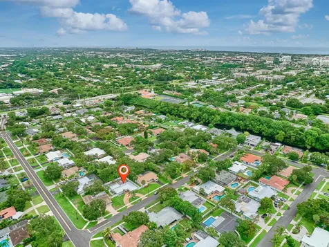 683 SW 2nd Street Boca Raton FL 33486