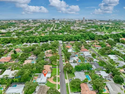 683 SW 2nd Street Boca Raton FL 33486