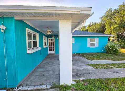 34 SW Highland Drive SW Vero Beach FL 32962