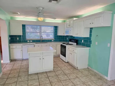 34 SW Highland Drive SW Vero Beach FL 32962