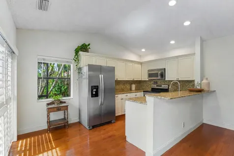 11220 NW 45th Street Coral Springs FL 33065