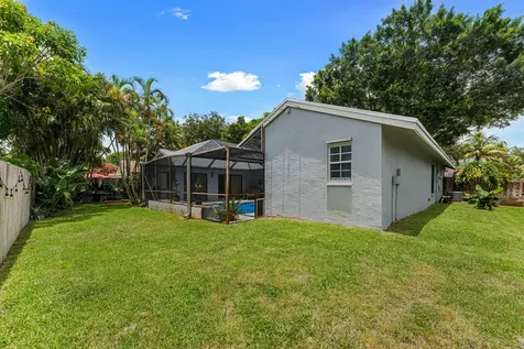 11220 NW 45th Street Coral Springs FL 33065