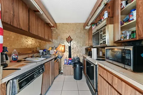 2423 24th Lane Greenacres FL 33463
