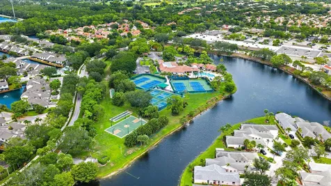 119 Hammocks Drive Greenacres FL 33413