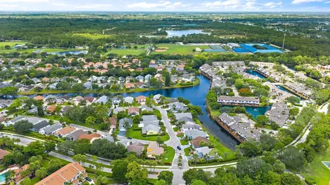 119 Hammocks Drive Greenacres FL 33413