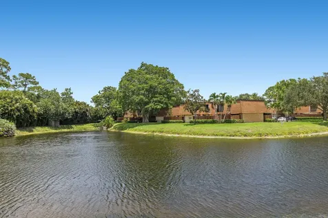 3024 30th Lane Greenacres FL 33463