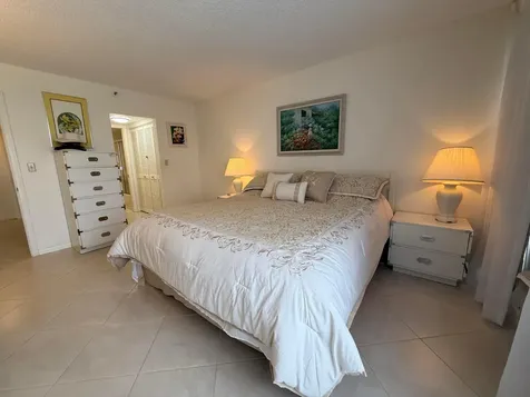 7738 Laakeside Boulevard Boca Raton FL 33434
