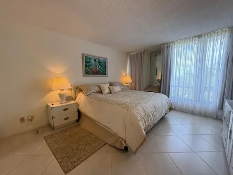 7738 Laakeside Boulevard Boca Raton FL 33434