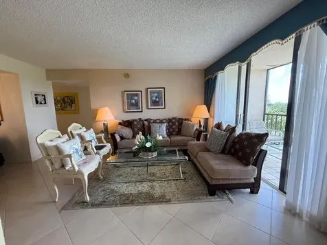 7738 Laakeside Boulevard Boca Raton FL 33434