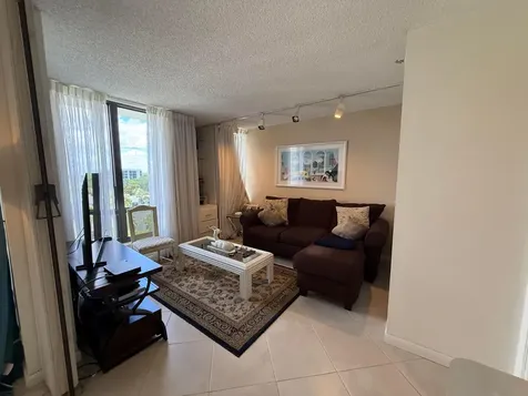 7738 Laakeside Boulevard Boca Raton FL 33434