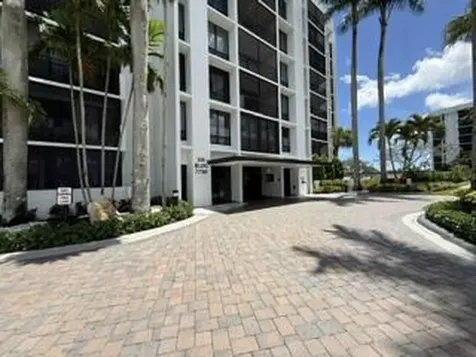 7738 Laakeside Boulevard Boca Raton FL 33434