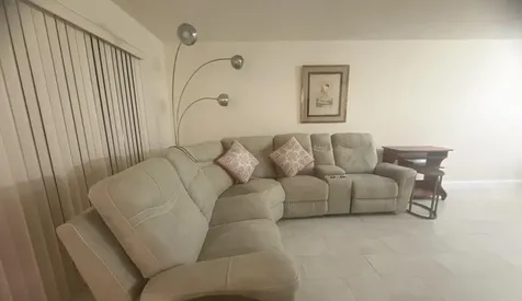 6866 Huntington Lane Delray Beach FL 33446