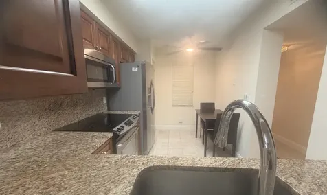 6866 Huntington Lane Delray Beach FL 33446