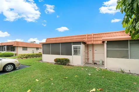 143 Seville E Delray Beach FL 33446