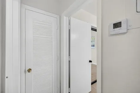 2500 SW 18th Terrace Fort Lauderdale FL 33315