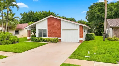19652 Back Nine Boca Raton FL 33498