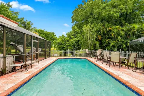 19652 Back Nine Boca Raton FL 33498