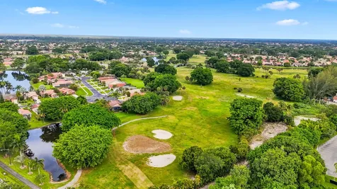 19652 Back Nine Boca Raton FL 33498