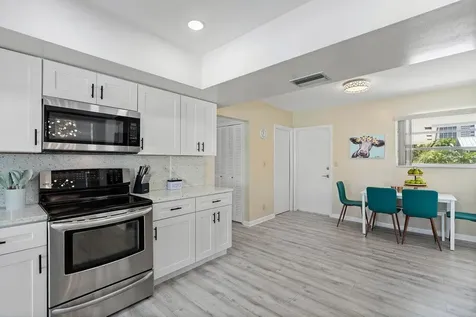 2767 Spanish River Road Boca Raton FL 33432