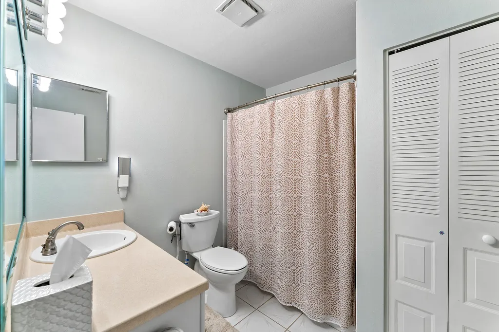 1382 SE Rivergreen Circle Port St Lucie FL 34952