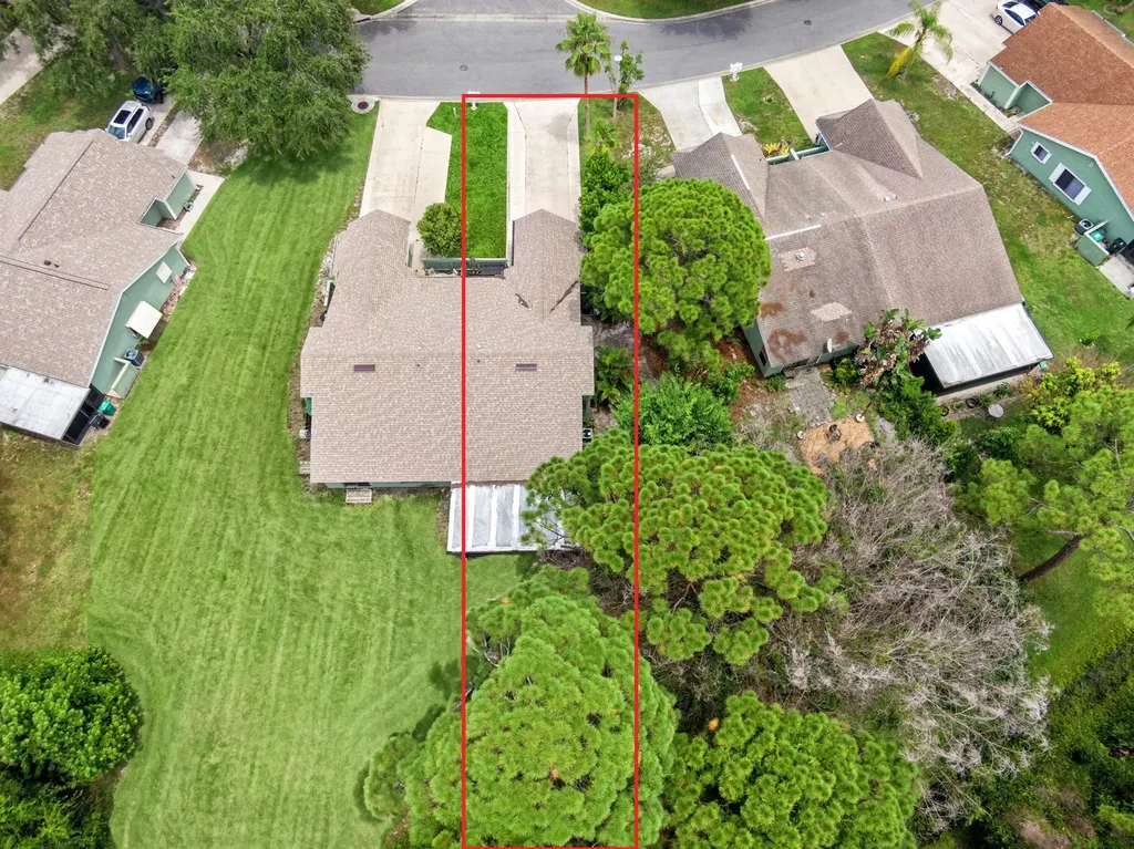 1382 SE Rivergreen Circle Port St Lucie FL 34952