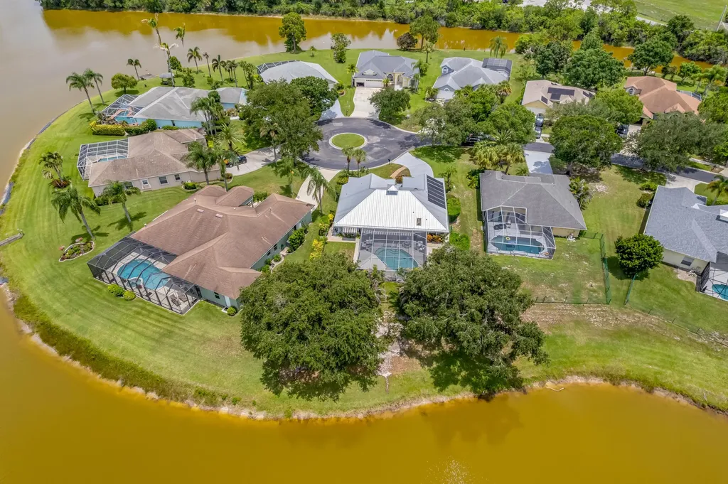 363 SW Panther Trace Port St Lucie FL 34953