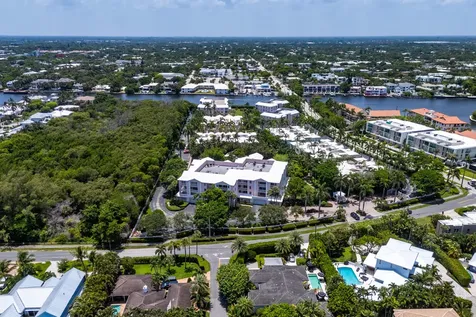 790 Andrews Avenue Delray Beach FL 33483
