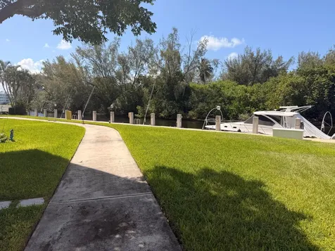2840 NE 14th Street Pompano Beach FL 33062