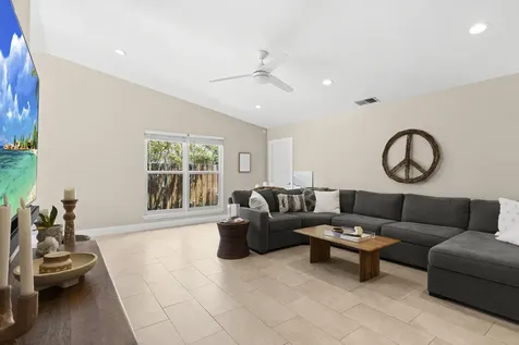 4114 Bay Laurel Way Boca Raton FL 33487