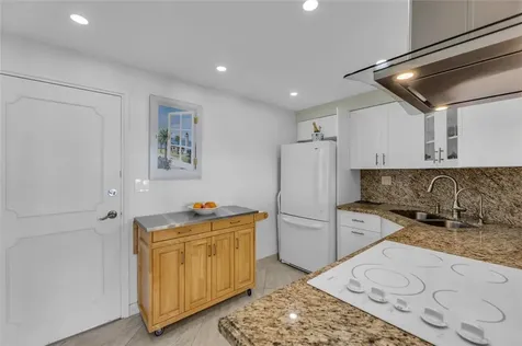3233 NE 34th Street Fort Lauderdale FL 33308