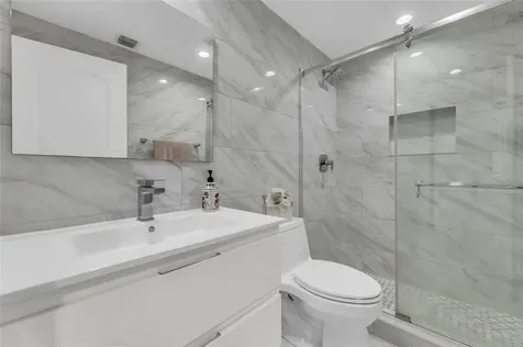 3233 NE 34th Street Fort Lauderdale FL 33308