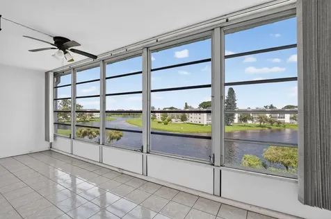 4025 Guildford Boca Raton FL 33434