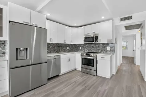 4025 Guildford Boca Raton FL 33434
