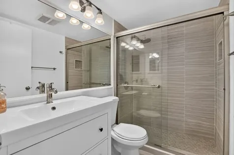 4025 Guildford Boca Raton FL 33434