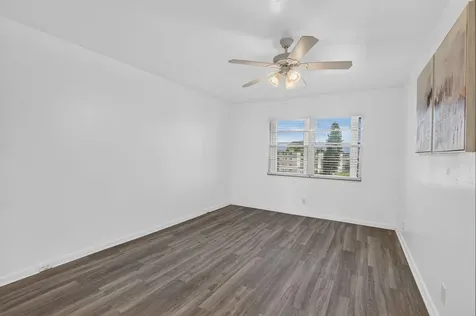 4025 Guildford Boca Raton FL 33434