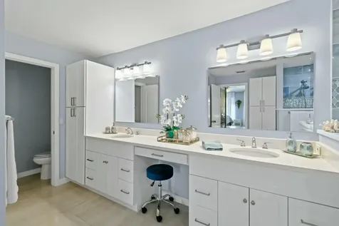 252 Legendary Circle Palm Beach Gardens FL 33418