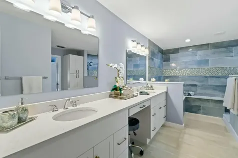 252 Legendary Circle Palm Beach Gardens FL 33418