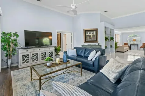 252 Legendary Circle Palm Beach Gardens FL 33418