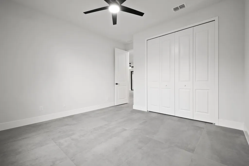 15587 79th Court N The Acreage FL 33470