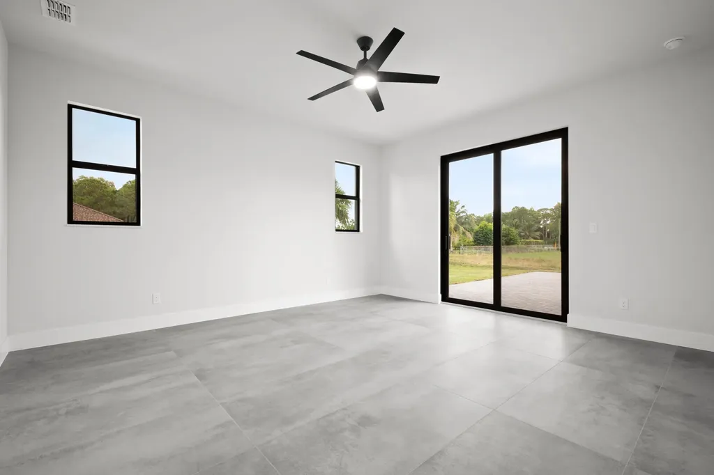 15587 79th Court N The Acreage FL 33470