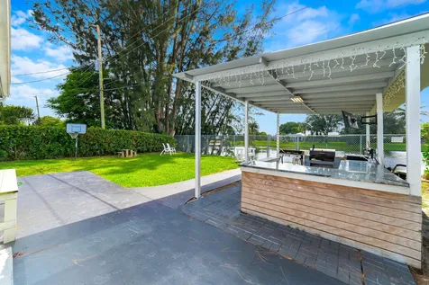 735 Hibiscus Drive Royal Palm Beach FL 33411
