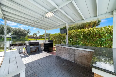 735 Hibiscus Drive Royal Palm Beach FL 33411