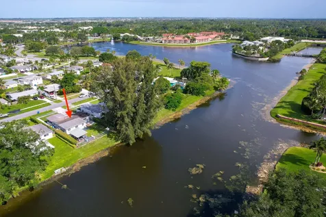 735 Hibiscus Drive Royal Palm Beach FL 33411