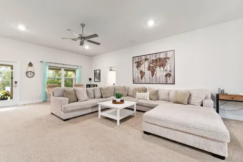 8324 Amalfi Circle Fort Pierce FL 34951