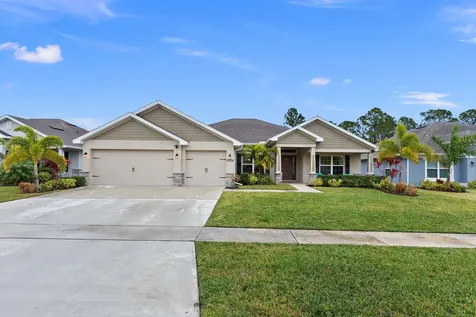 8324 Amalfi Circle Fort Pierce FL 34951