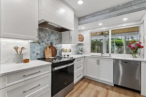 46 Dogwood Ridge Tequesta FL 33469