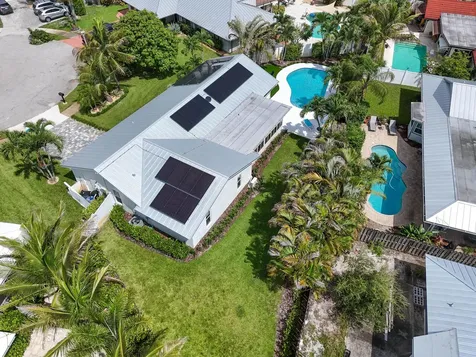 46 Dogwood Ridge Tequesta FL 33469