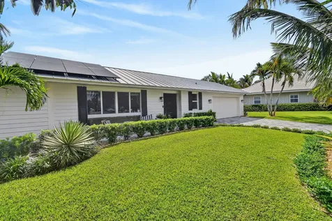 46 Dogwood Ridge Tequesta FL 33469