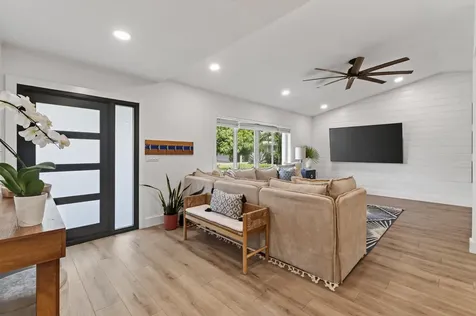 46 Dogwood Ridge Tequesta FL 33469